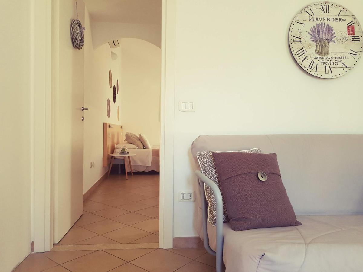Salvia E Rosmarino - Affittacamere In Liguria Villanova d'Albenga Zewnętrze zdjęcie