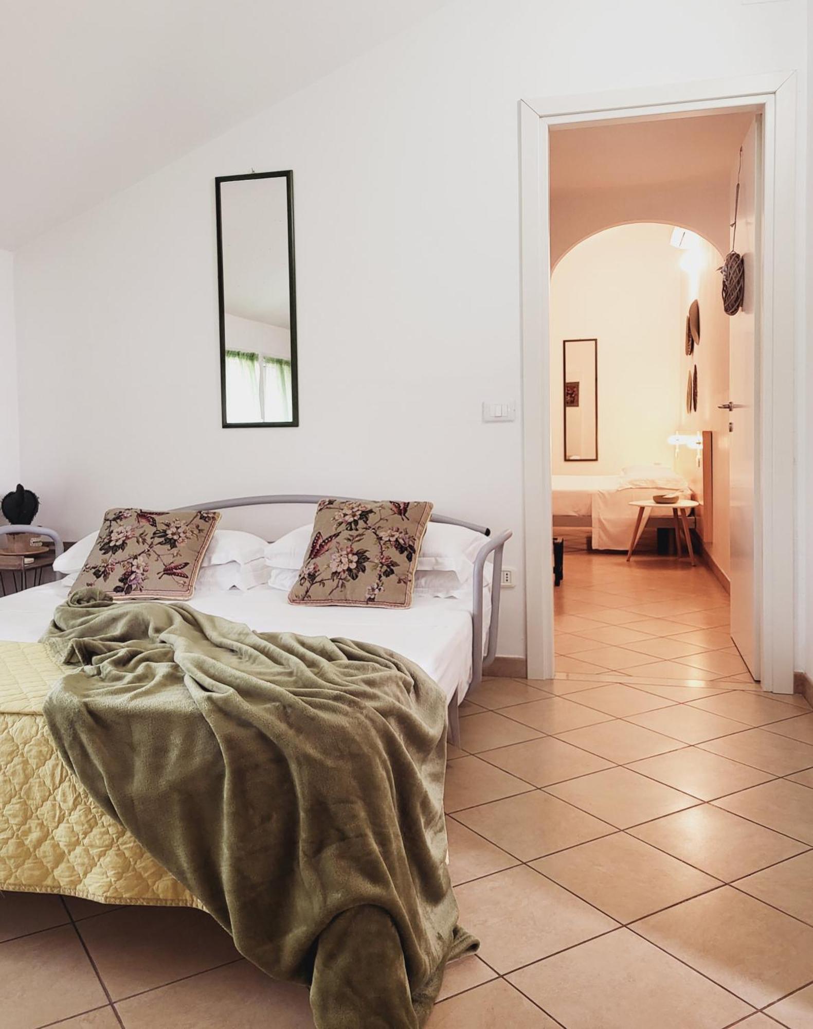 Salvia E Rosmarino - Affittacamere In Liguria Villanova d'Albenga Zewnętrze zdjęcie